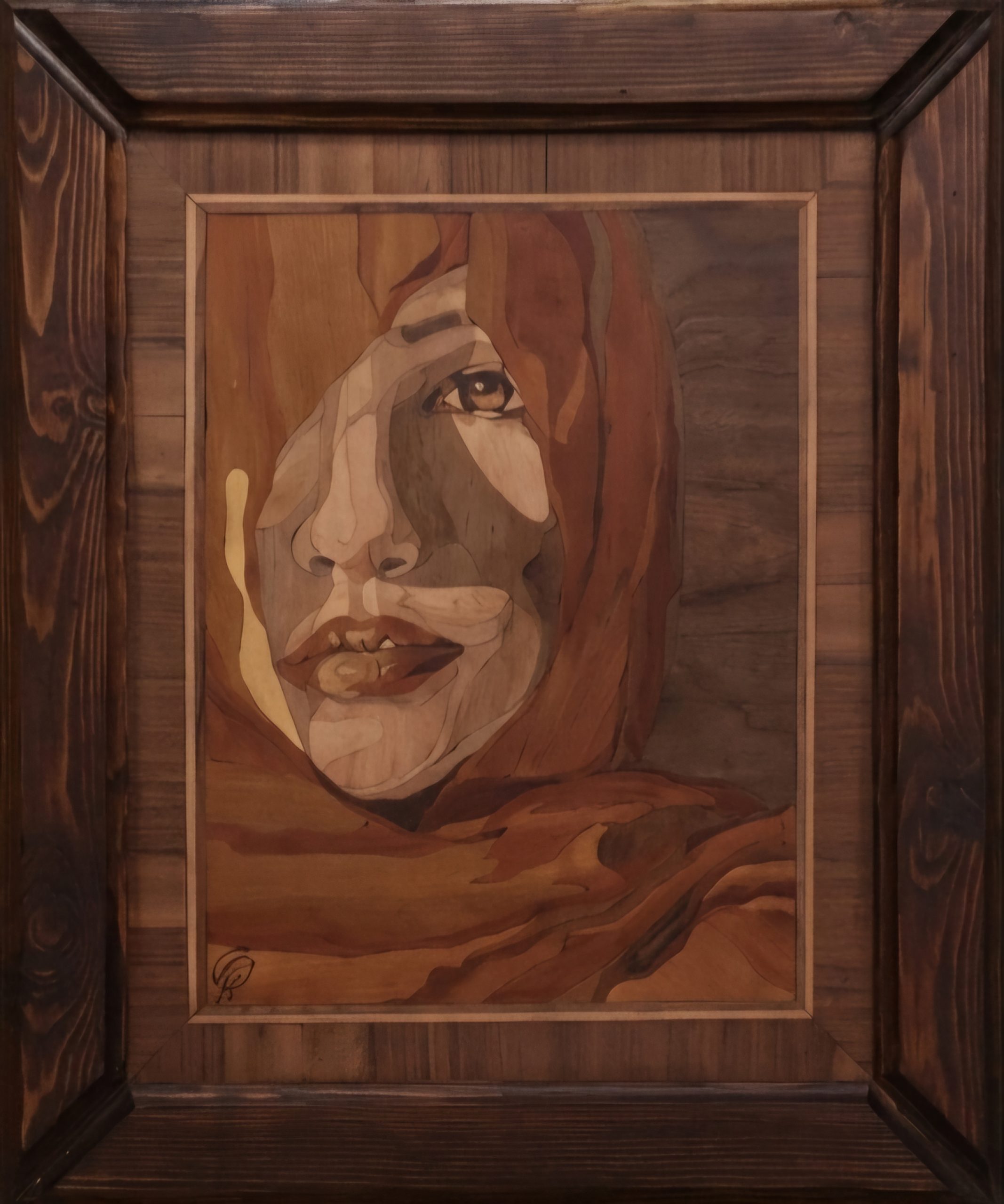 چهره1002